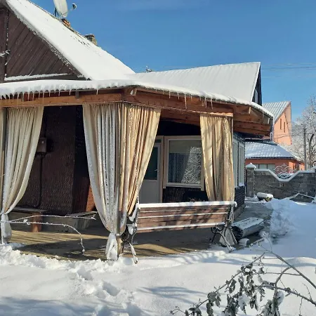 Ferienhaus райський куточок Synewyr
