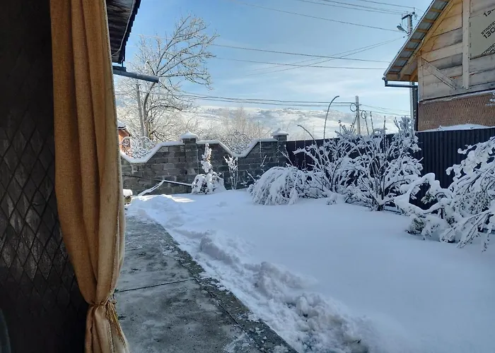 райський куточок بيت للعطل